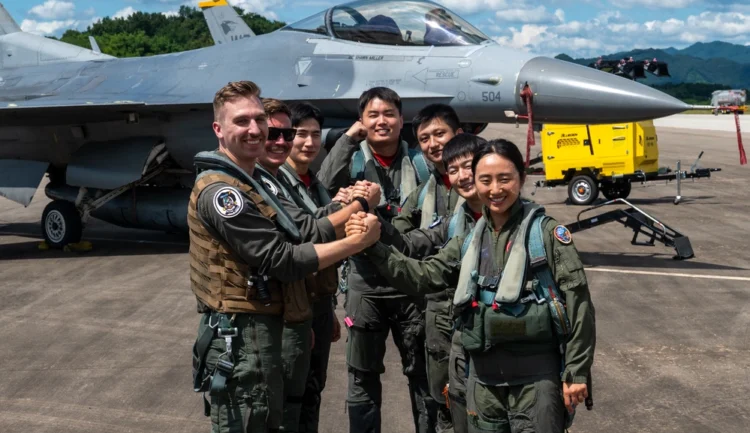 Güney Kore’de pilot krizi