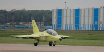 Yak-130M ilk uçuşunu başarıyla tamamladı