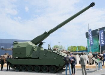 KNDS 60 km menzilli yeni obüsünü tanıttı