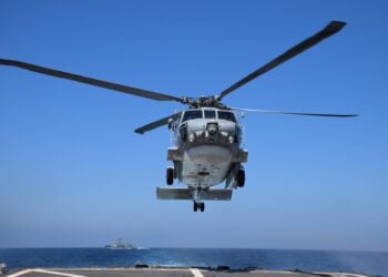 İsrail yeni helikopterini hizmete aldı