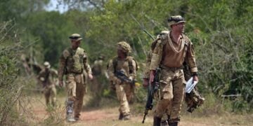Birleşik Krallık ve Kenya arasında tatbikat krizi