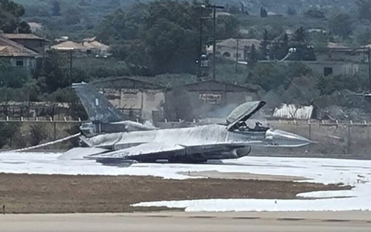 Yunanistan’ın F-16 savaş uçağı yandı