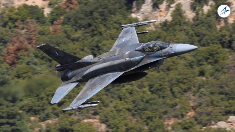 Yunanistan’ın yeni savunma hamlesi: F-16’lar, fırkateynler ve helikopterler