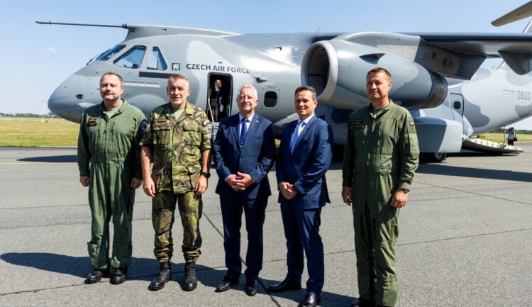 Çekya’ya ilk C-390 teslimatı