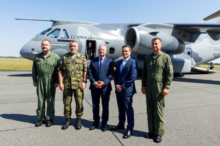 Çekya’ya ilk C-390 teslimatı