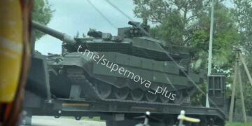 Aktif koruma sistemi entegreli T-90M görüldü