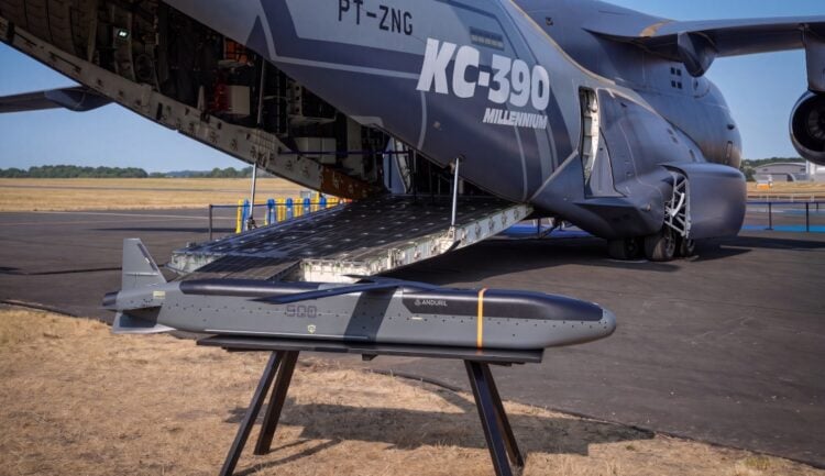 C-390 nakliye uçağına seyir füzesi entegrasyonu