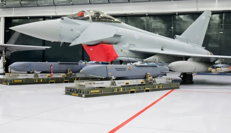 Ukrayna’da Storm Shadow seyir füzesi üretiminin önü açılıyor