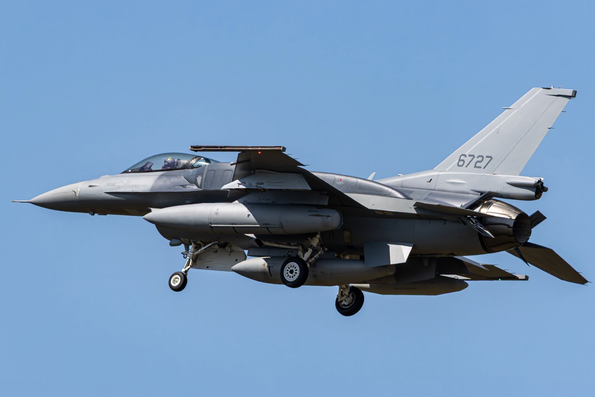Tayvan F-16 Block 70 savaş uçaklarını teslim alıyor