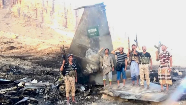 Suudi Arabistan’ın savaş uçağı düşürüldü