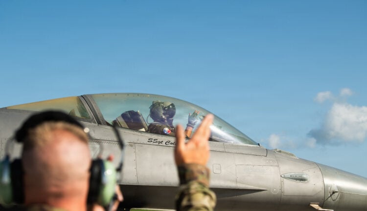 ABD’de pilot yetiştirme sıkıntısı