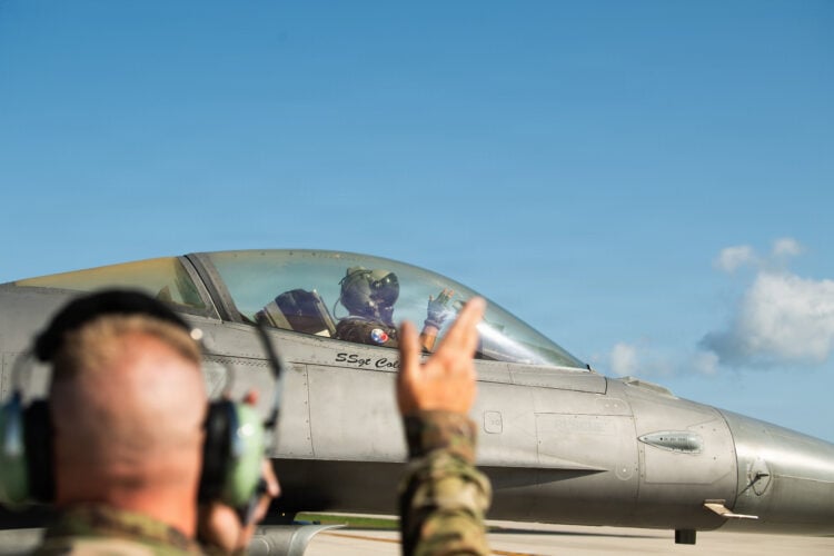 ABD’de pilot yetiştirme sıkıntısı