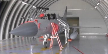 Azerbaycan’ın JF-17 savaş uçağı görüldü