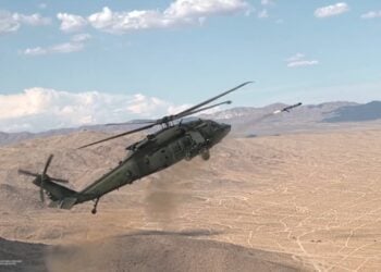 Black Hawk helikopterinden dolanan mühimmat atışı