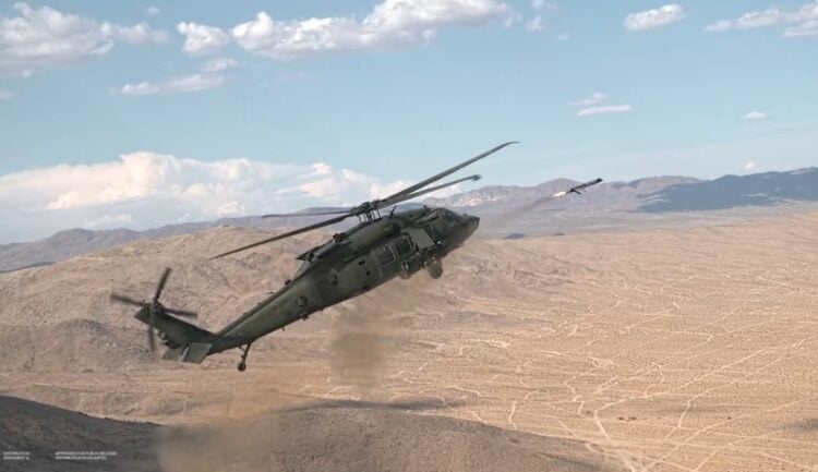 Black Hawk helikopterinden dolanan mühimmat atışı