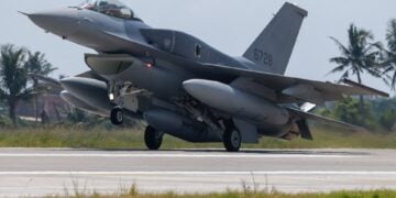 Tayvan’a F-16 savaş uçağı teslimatı