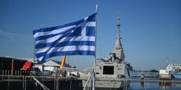 Yunan donanmasına yeni savaş gemisi