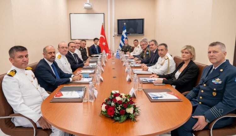 Türk ve Yunan heyetleri Girit’te buluştu